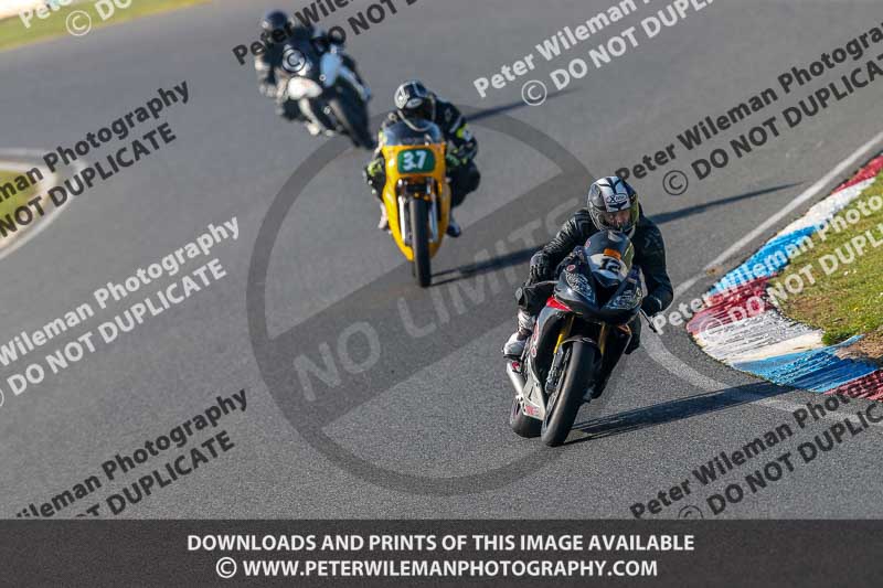 PJ Motorsport Photography 2018;enduro digital images;event digital images;eventdigitalimages;mallory park;mallory park photographs;mallory park trackday;mallory park trackday photographs;no limits trackdays;peter wileman photography;racing digital images;trackday digital images;trackday photos